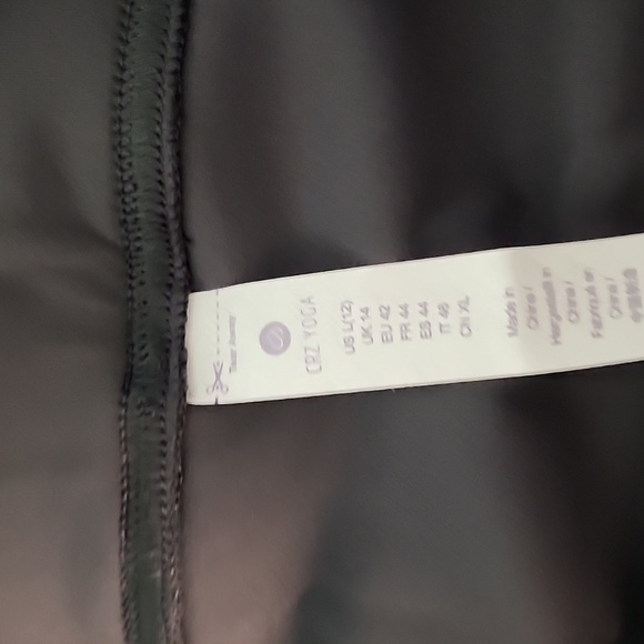 NWT CRZ Yoga Faux Leather Leggings size L 12 - Picture 7 of 10